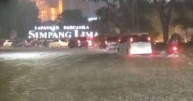 Banjir dan longsor landa Kota Semarang, akibat hujan hingga Rabu malam
