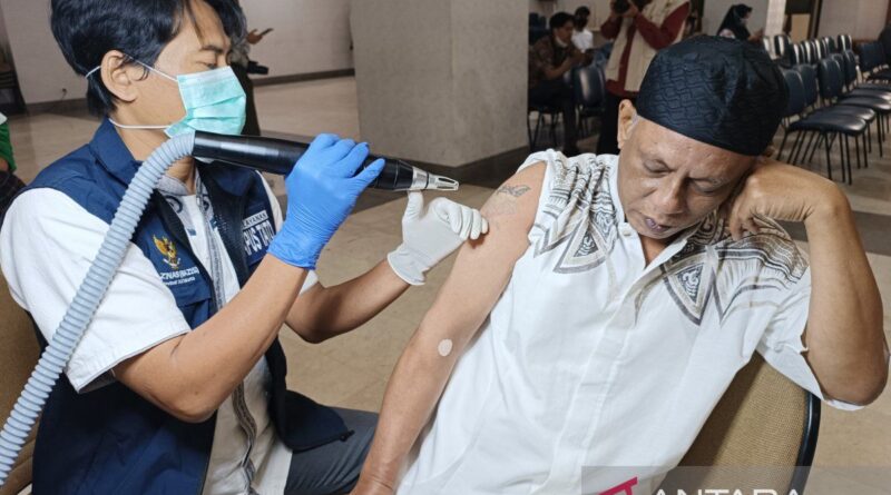 Lebih 100 orang hapus tato di Jakarta Selatan