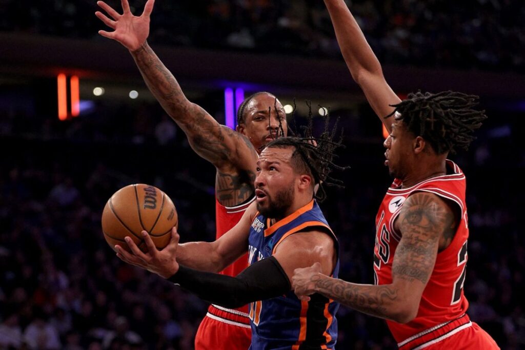 Knicks kalahkan Bulls 120-119 di overtime demi peringkat dua di Timur