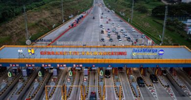 Arus di Gerbang Tol Kalikangkung Semarang kembali normal dua arah