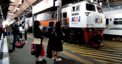 Hari ini merupakan puncak arus balik kereta api di Daop 4 Semarang