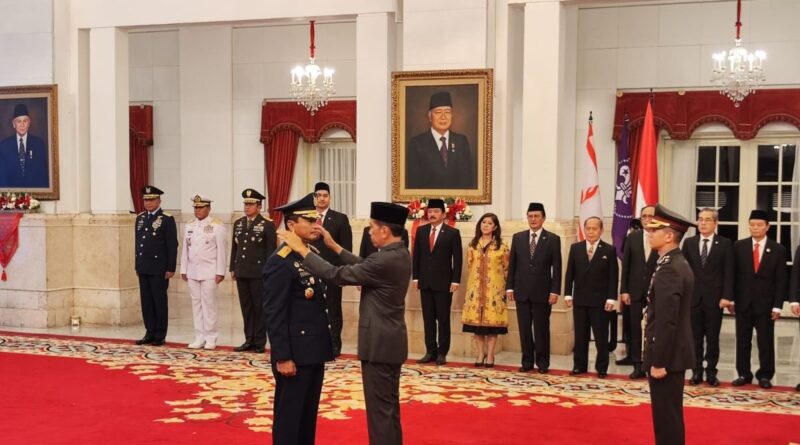 Presiden Jokowi lantik Tonny Harjono sebagai KSAU di Istana Negara