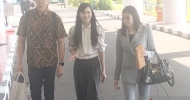 Sandra Dewi datangi Kejaksaan Agung untuk diperiksa sebagai saksi